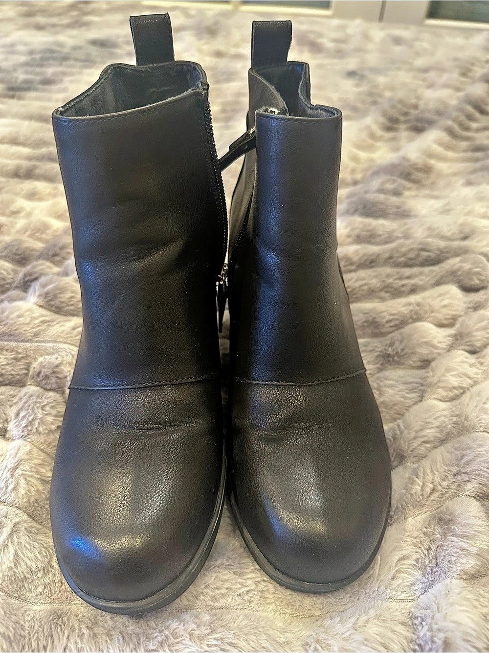 Nina Black Ankle Boots Like New